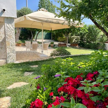 Apartment Near Airport And Beach Artemida  Exterior foto